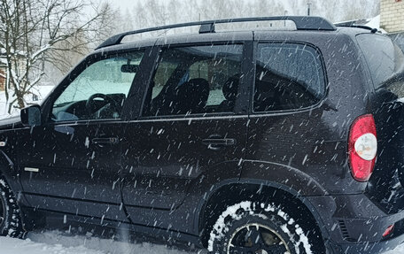 Chevrolet Niva I рестайлинг, 2011 год, 450 000 рублей, 2 фотография