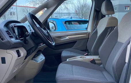 Volkswagen Multivan, 2023 год, 4 084 058 рублей, 8 фотография