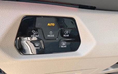 Volkswagen Multivan, 2023 год, 4 532 558 рублей, 16 фотография