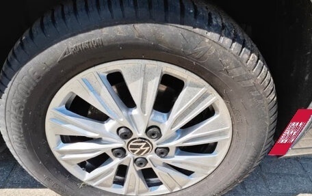 Volkswagen Multivan, 2023 год, 4 532 558 рублей, 9 фотография