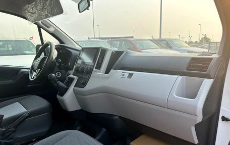 Toyota HiAce H300, 2026 год, 6 500 000 рублей, 8 фотография