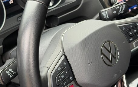 Volkswagen Tiguan II, 2021 год, 2 320 000 рублей, 17 фотография