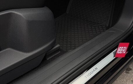 Volkswagen Tiguan II, 2021 год, 2 320 000 рублей, 29 фотография