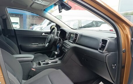 KIA Sportage IV рестайлинг, 2016 год, 1 800 000 рублей, 14 фотография