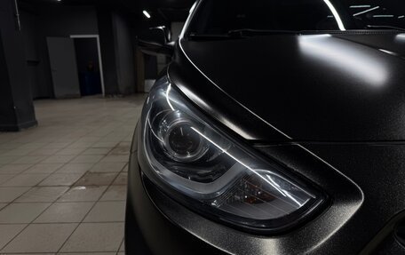 Hyundai Solaris II рестайлинг, 2011 год, 950 000 рублей, 10 фотография