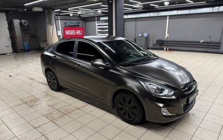 Hyundai Solaris II рестайлинг, 2011 год, 950 000 рублей, 6 фотография