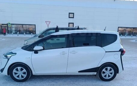 Toyota Sienta II, 2018 год, 1 570 000 рублей, 7 фотография