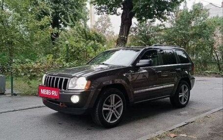 Jeep Grand Cherokee, 2004 год, 840 000 рублей, 2 фотография