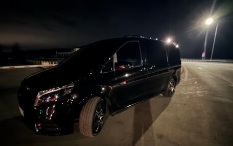 Mercedes-Benz V-Класс, 2022 год, 9 500 000 рублей, 26 фотография