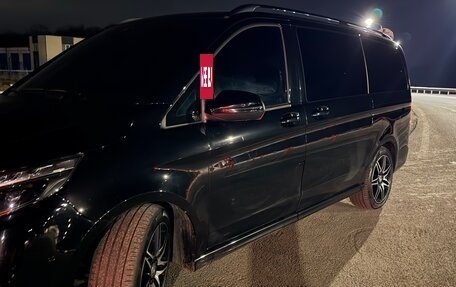 Mercedes-Benz V-Класс, 2022 год, 9 500 000 рублей, 27 фотография