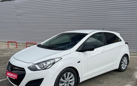 Hyundai i30 II рестайлинг, 2012 год, 1 100 000 рублей, 2 фотография