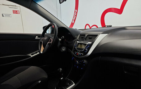 Hyundai Solaris II рестайлинг, 2012 год, 530 000 рублей, 8 фотография