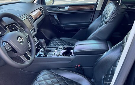 Volkswagen Touareg III, 2017 год, 3 790 000 рублей, 12 фотография