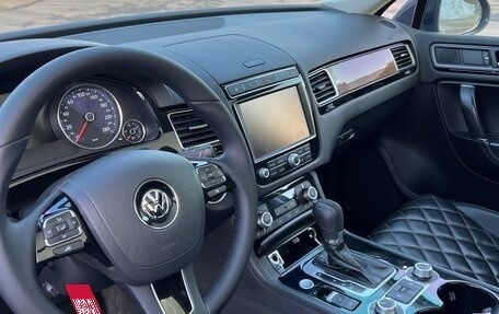 Volkswagen Touareg III, 2017 год, 3 790 000 рублей, 13 фотография