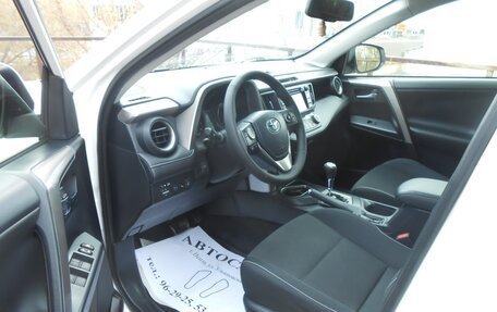 Toyota RAV4, 2016 год, 2 150 000 рублей, 10 фотография