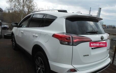 Toyota RAV4, 2016 год, 2 150 000 рублей, 4 фотография