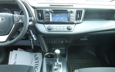 Toyota RAV4, 2016 год, 2 150 000 рублей, 14 фотография