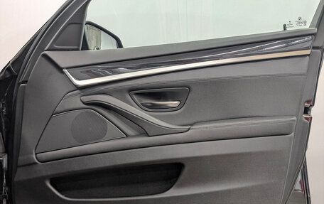 BMW 5 серия, 2016 год, 2 250 000 рублей, 24 фотография