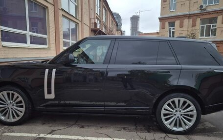 Land Rover Range Rover IV рестайлинг, 2022 год, 18 800 000 рублей, 3 фотография