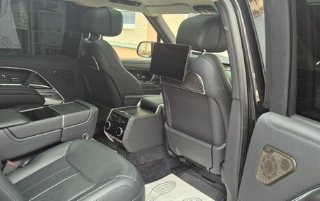 Land Rover Range Rover IV рестайлинг, 2022 год, 18 800 000 рублей, 20 фотография