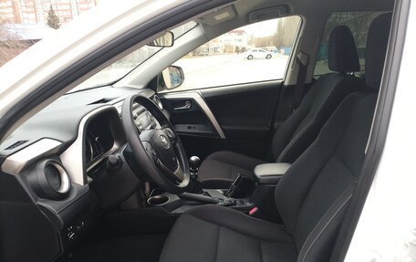 Toyota RAV4, 2013 год, 1 750 000 рублей, 17 фотография