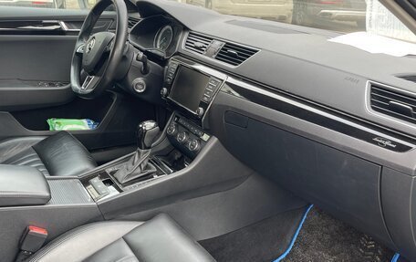 Skoda Superb III рестайлинг, 2016 год, 2 150 000 рублей, 11 фотография