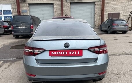 Skoda Superb III рестайлинг, 2016 год, 2 150 000 рублей, 6 фотография