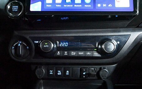 Toyota Hilux VIII, 2016 год, 4 000 000 рублей, 18 фотография