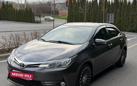 Toyota Corolla, 2018 год, 1 790 000 рублей, 3 фотография