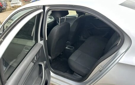 Skoda Rapid I, 2019 год, 890 000 рублей, 3 фотография