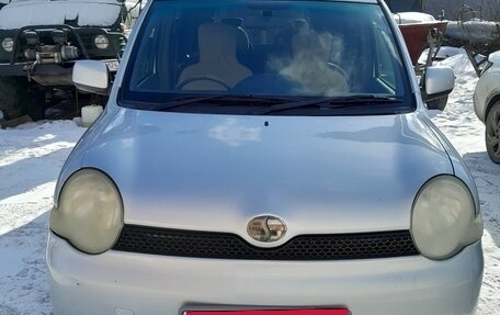 Toyota Sienta I, 2005 год, 480 000 рублей, 2 фотография