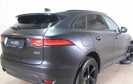 Jaguar F-Pace, 2019 год, 1 750 000 рублей, 3 фотография