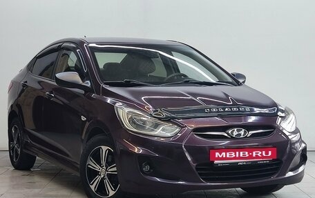 Hyundai Solaris II рестайлинг, 2012 год, 750 000 рублей, 3 фотография