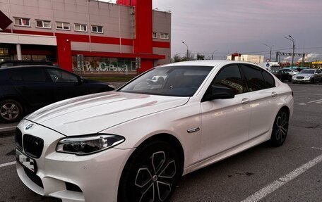 BMW 5 серия, 2013 год, 1 399 999 рублей, 2 фотография