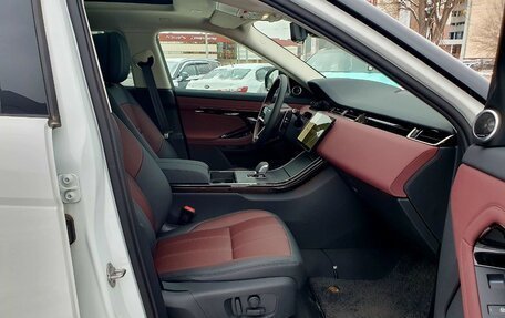 Land Rover Range Rover Evoque II, 2025 год, 6 090 000 рублей, 11 фотография