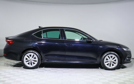 Skoda Octavia IV, 2021 год, 2 220 000 рублей, 4 фотография