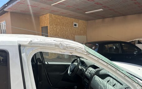 Renault Duster I рестайлинг, 2019 год, 320 000 рублей, 24 фотография