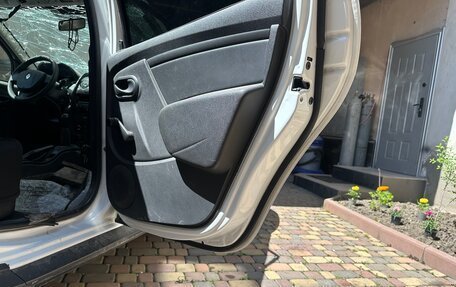 Renault Duster I рестайлинг, 2019 год, 320 000 рублей, 27 фотография