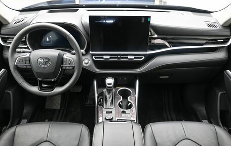 Toyota Highlander, 2026 год, 5 949 000 рублей, 10 фотография