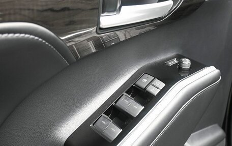 Toyota Highlander, 2026 год, 5 949 000 рублей, 27 фотография