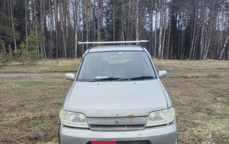 Nissan Cube II, 2000 год, 200 000 рублей, 1 фотография