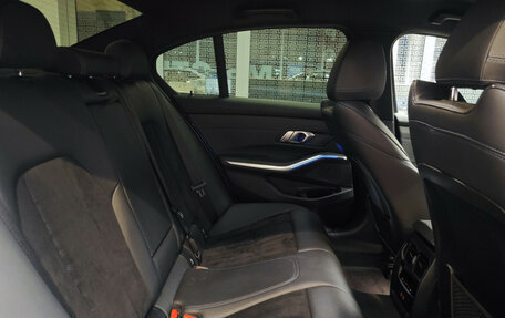 BMW 3 серия, 2021 год, 4 400 000 рублей, 13 фотография