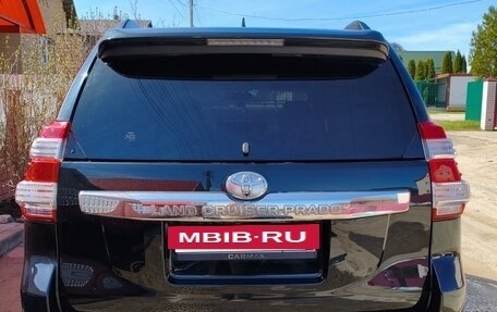 Toyota Land Cruiser Prado 150 рестайлинг 2, 2016 год, 3 999 999 рублей, 5 фотография