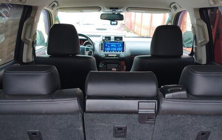 Toyota Land Cruiser Prado 150 рестайлинг 2, 2016 год, 3 999 999 рублей, 12 фотография