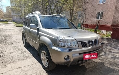 Nissan X-Trail, 2006 год, 645 000 рублей, 2 фотография
