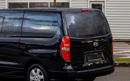 Hyundai Grand Starex Grand Starex I рестайлинг 2, 2011 год, 1 695 000 рублей, 10 фотография