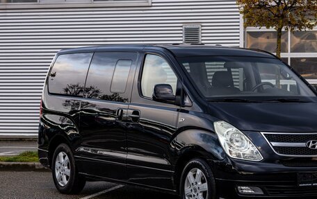 Hyundai Grand Starex Grand Starex I рестайлинг 2, 2011 год, 1 695 000 рублей, 7 фотография