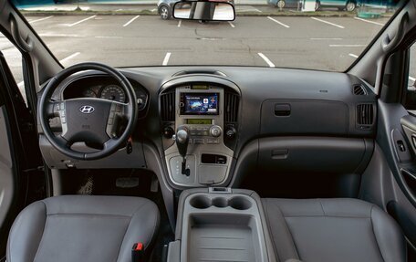 Hyundai Grand Starex Grand Starex I рестайлинг 2, 2011 год, 1 695 000 рублей, 16 фотография