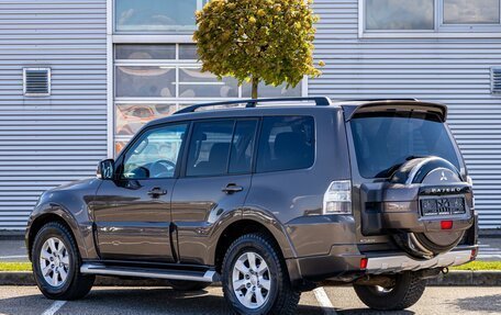 Mitsubishi Pajero IV, 2011 год, 1 895 000 рублей, 4 фотография