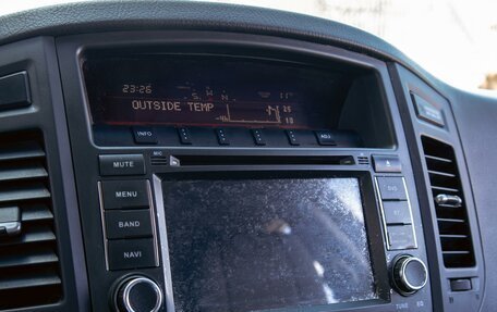 Mitsubishi Pajero IV, 2011 год, 1 895 000 рублей, 15 фотография